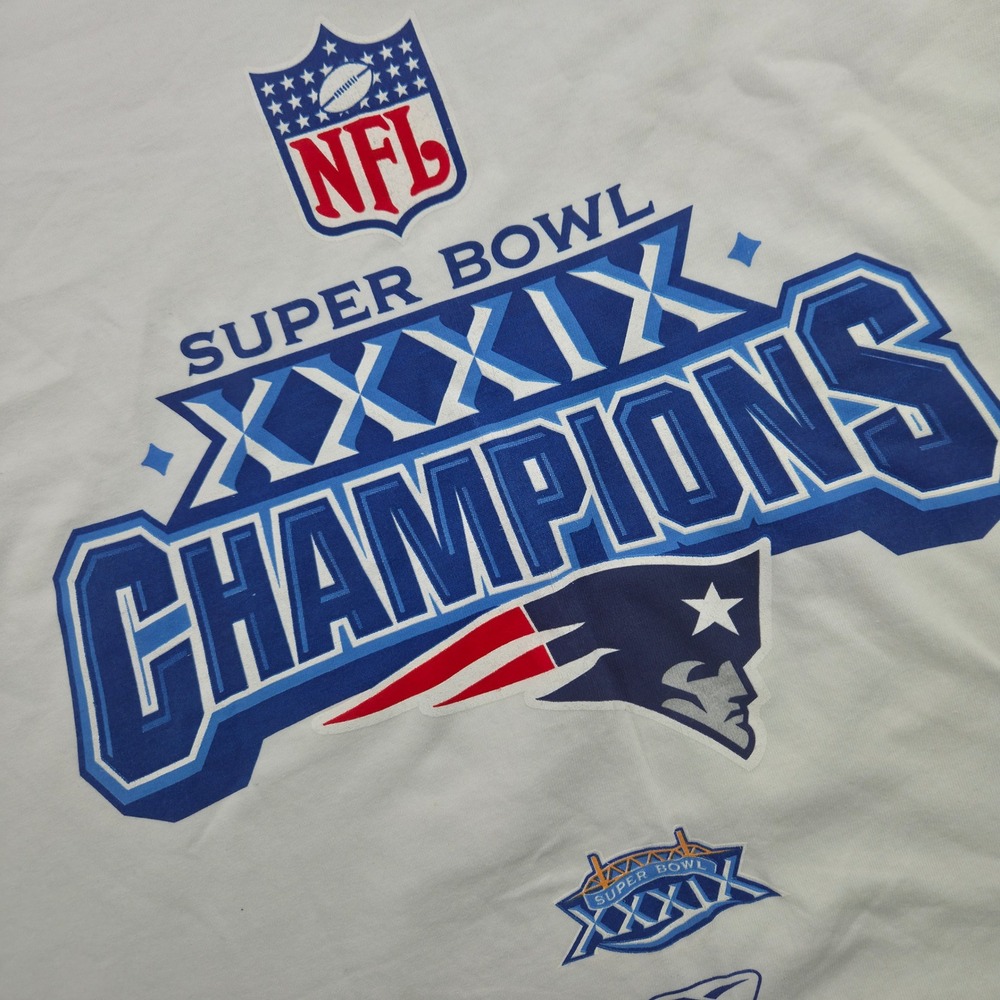 Reebok Patriots Super Bowl XXXIX Champions Mens XL White Cotton Graphic Tee XL